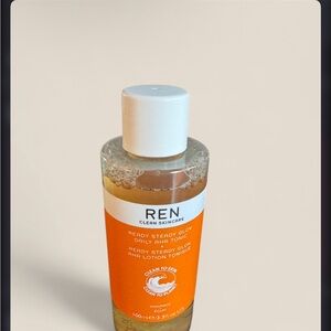 Ready Steady Glow Daily AHA Tonic - Orange